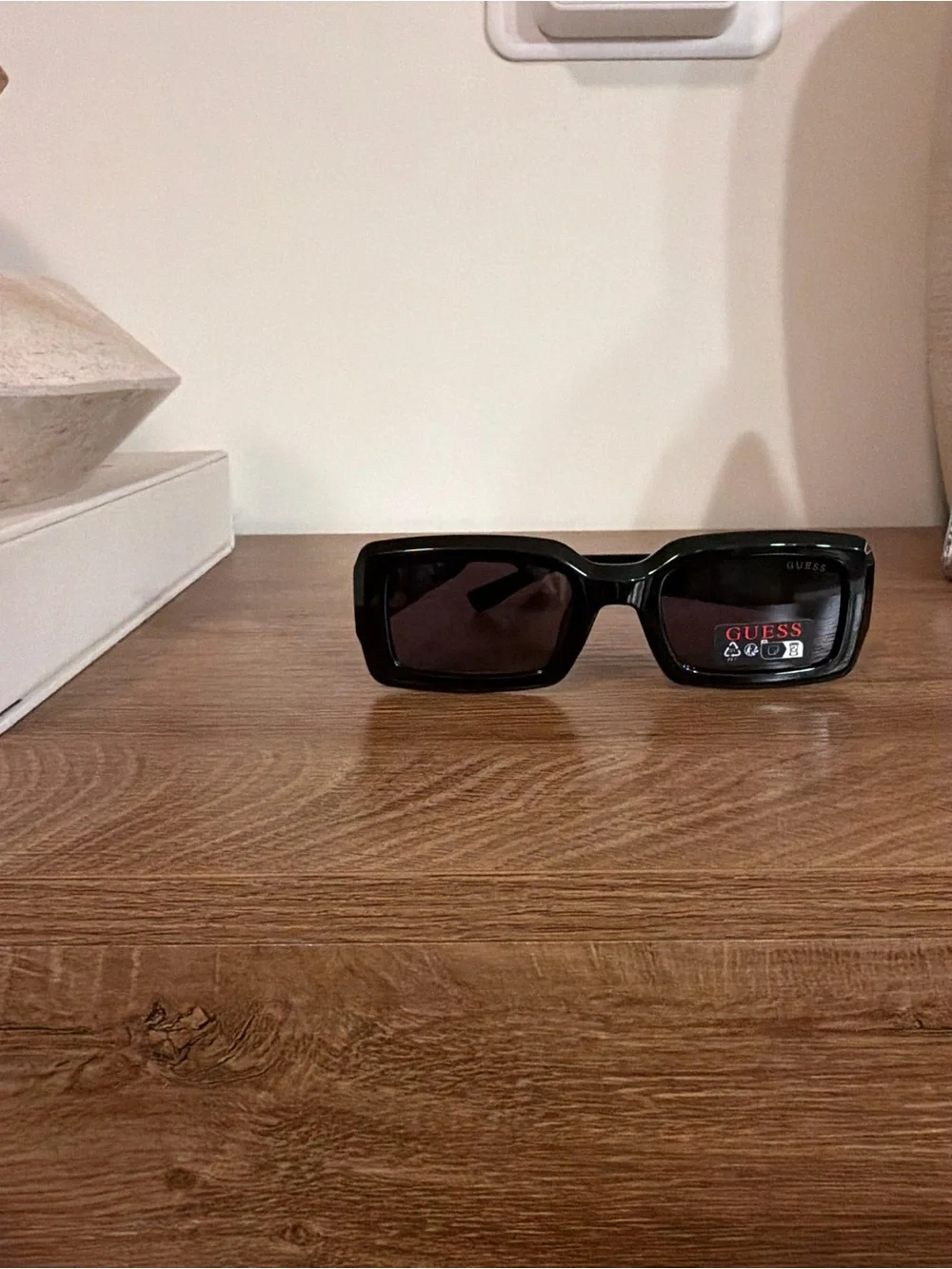 GUESS Black Rectangular Men’s Sunglasses with Dark Lenses